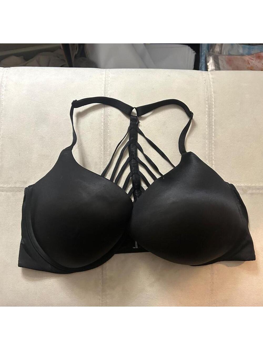 Victoria’s Secret Very Sexy Black satin razor back push up bra size 38DD